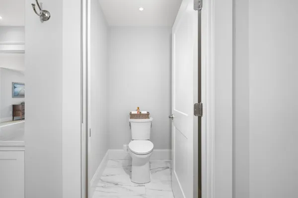 $5,800,000 | 21 Badgers Island West, Unit 21, Kittery, ME 03904