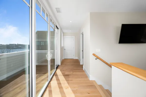 $5,800,000 | 21 Badgers Island West, Unit 21, Kittery, ME 03904