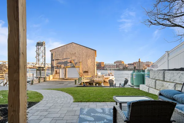 $5,800,000 | 21 Badgers Island West, Unit 21, Kittery, ME 03904