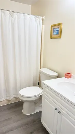 $1,800 | 1801 Indian River Boulevard, Unit C7, Vero Beach, FL 32960