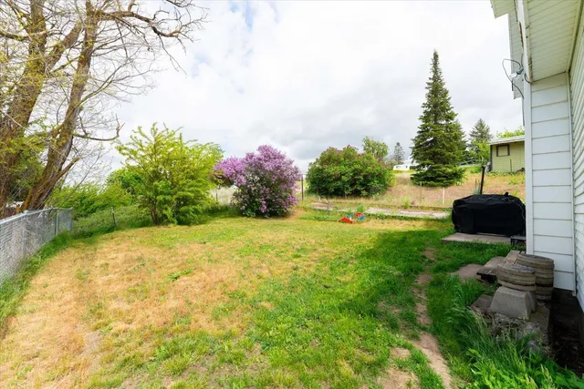 $370,000 | 117 East 1st Street, Rosalia, WA 99170