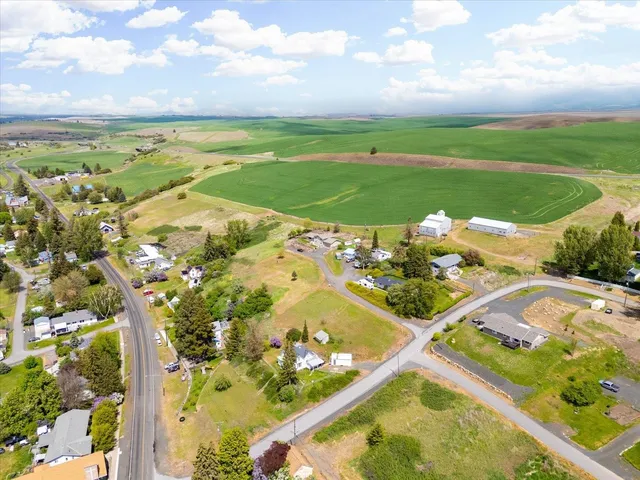 $370,000 | 117 East 1st Street, Rosalia, WA 99170