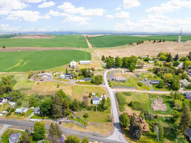 $370,000 | 117 East 1st Street, Rosalia, WA 99170