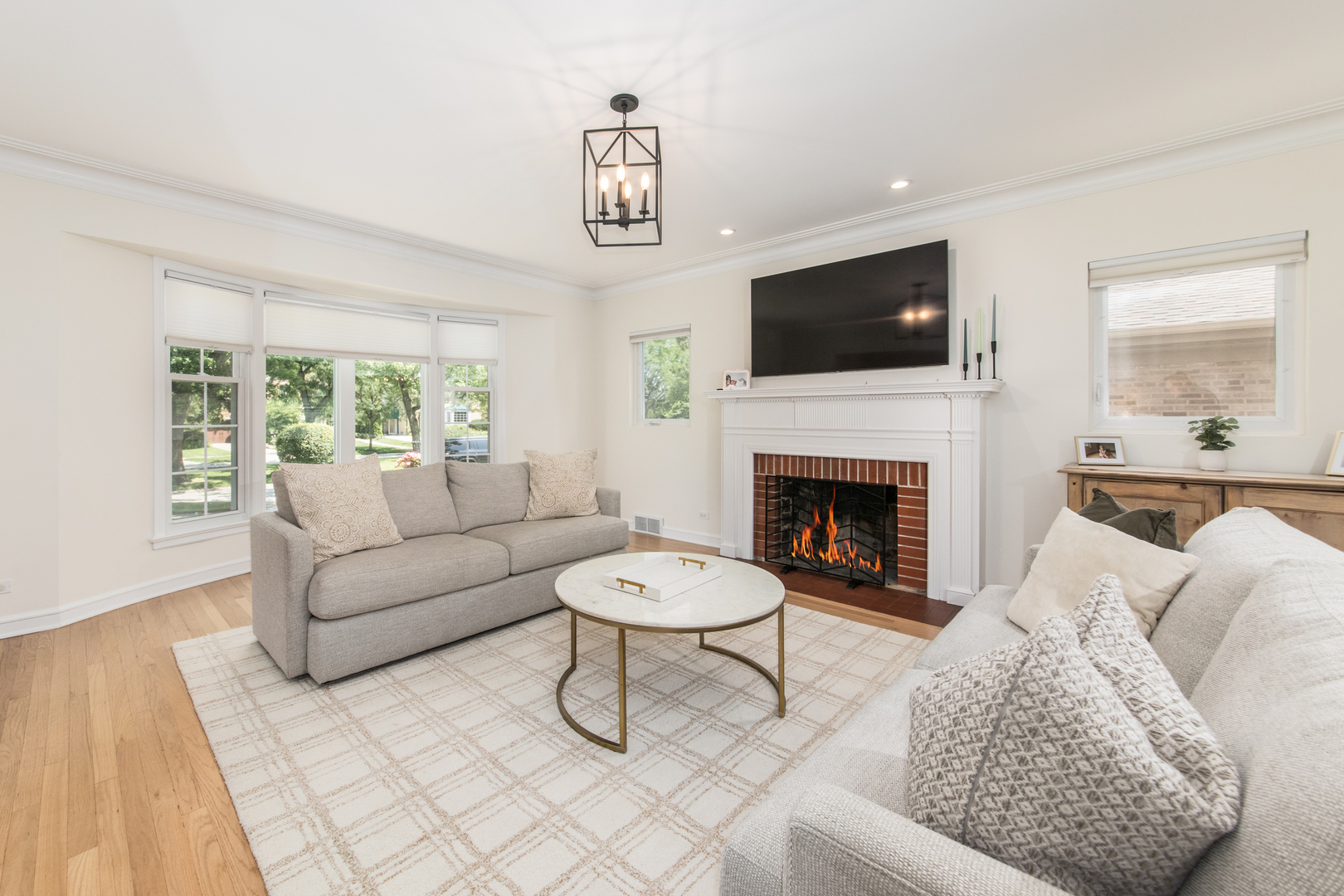 106 Berry Parkway Park Ridge, IL 60068 - Photo 5 of 33