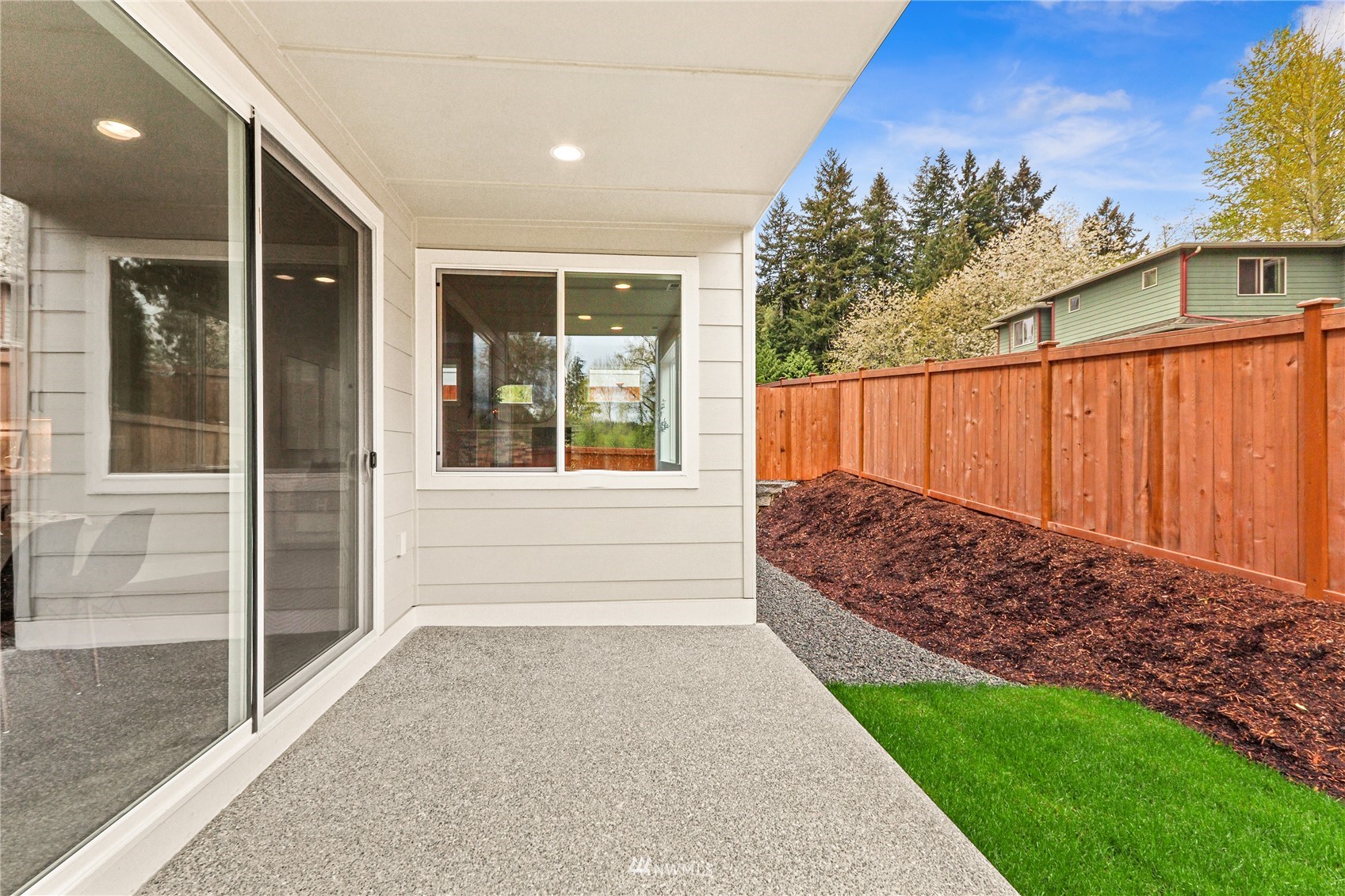 1305 197th Place Southeast Bothell, WA 98012 - Photo 32 of 33 a view of a back yard of the house