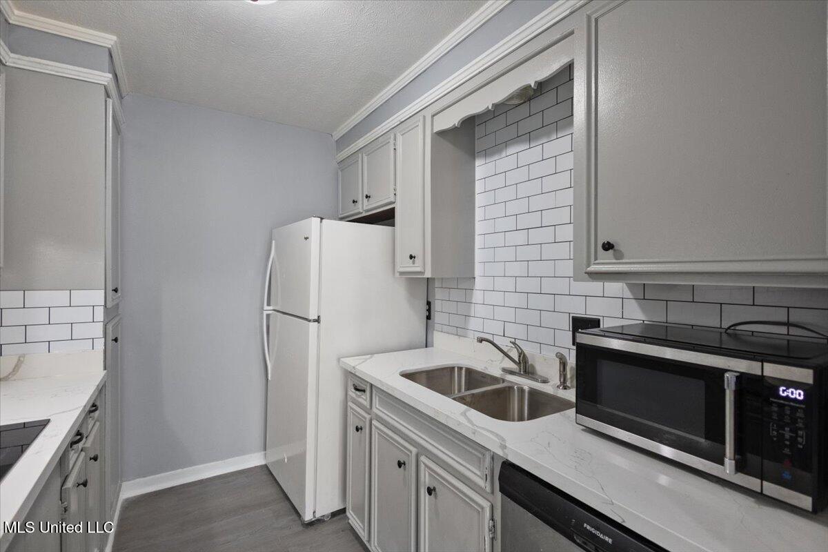 2455 River Oaks Boulevard, Unit A Jackson, MS 39211 - Photo 12 of 25 12-3HTP3405