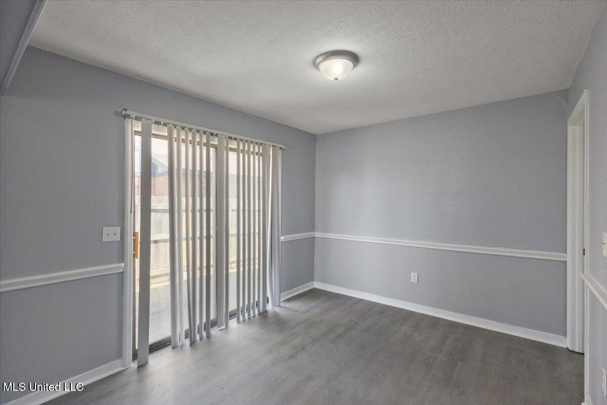 2455 River Oaks Boulevard, Unit A Jackson, MS 39211 - Photo 9 of 25 09-3HTP3393