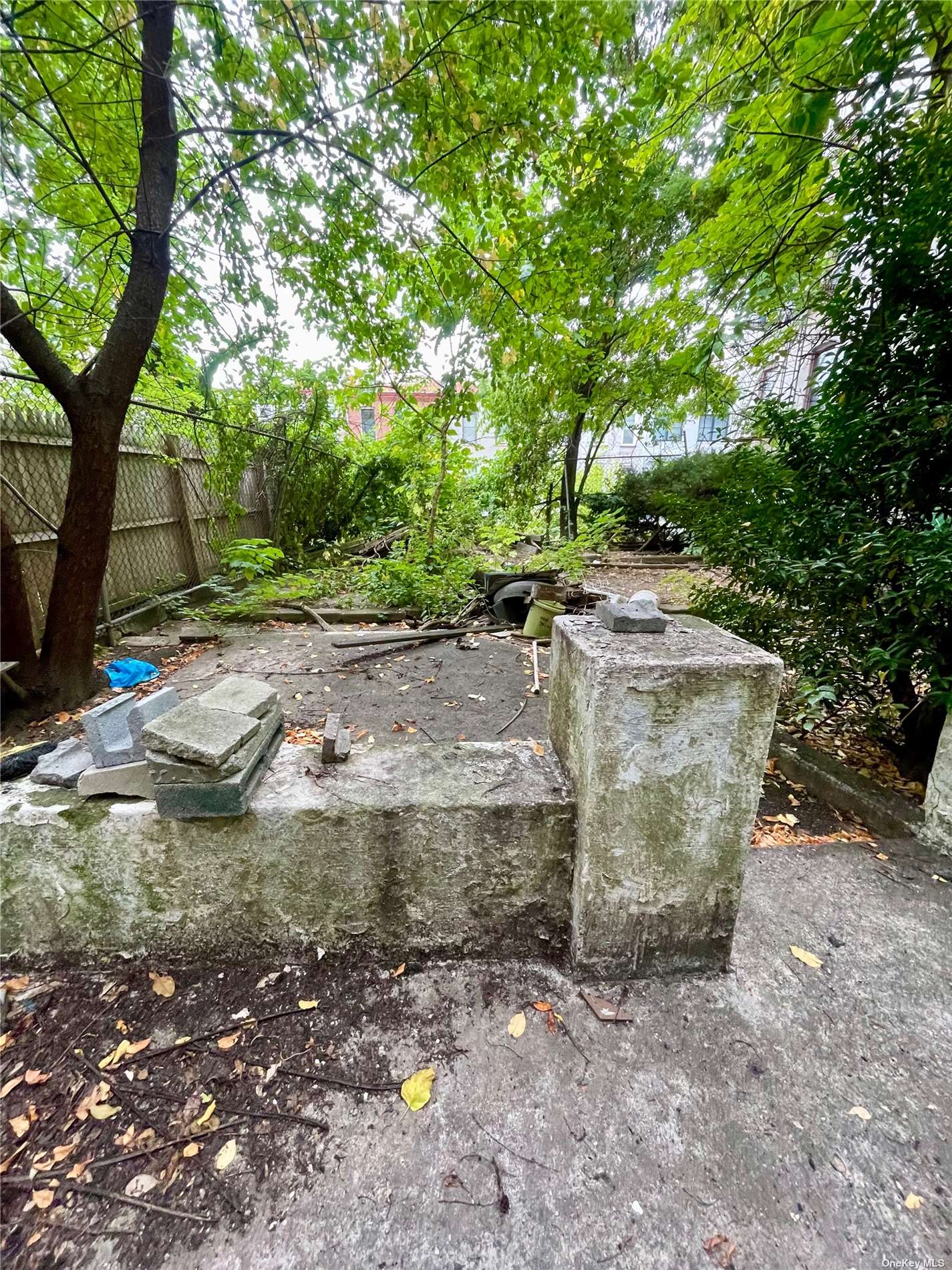 689 Lincoln Place, Unit 4A Brooklyn, NY 11216 - Photo 2 of 8 Backy