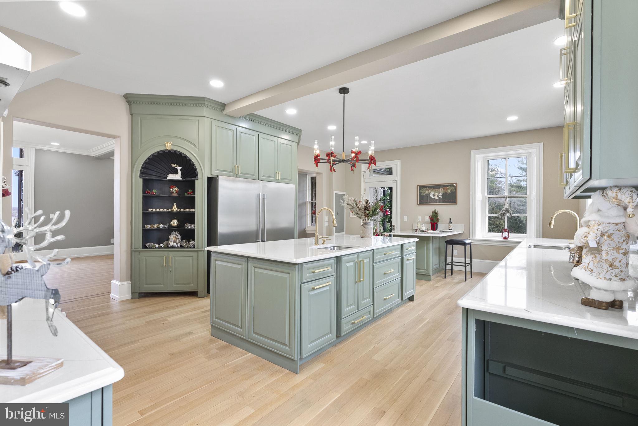 231 Woodlane Road Edgewater Park, NJ 08010 - Photo 15 of 95