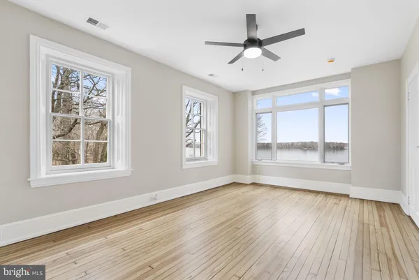 $3,000,000 | 231 Woodlane Road, Edgewater Park, NJ 08010