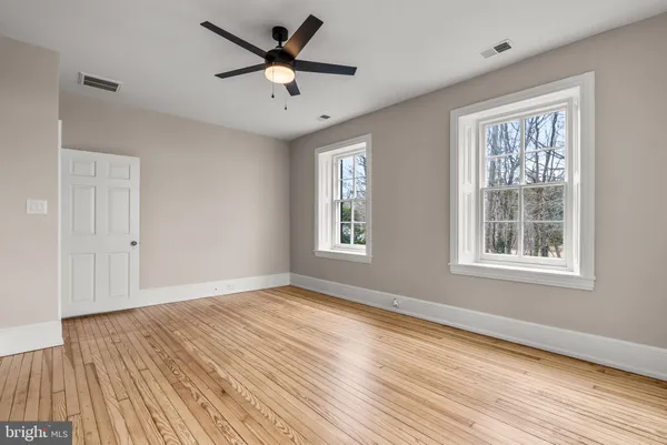 $3,000,000 | 231 Woodlane Road, Edgewater Park, NJ 08010