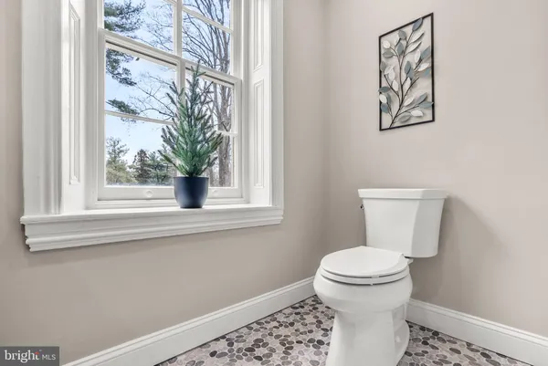 $3,000,000 | 231 Woodlane Road, Edgewater Park, NJ 08010