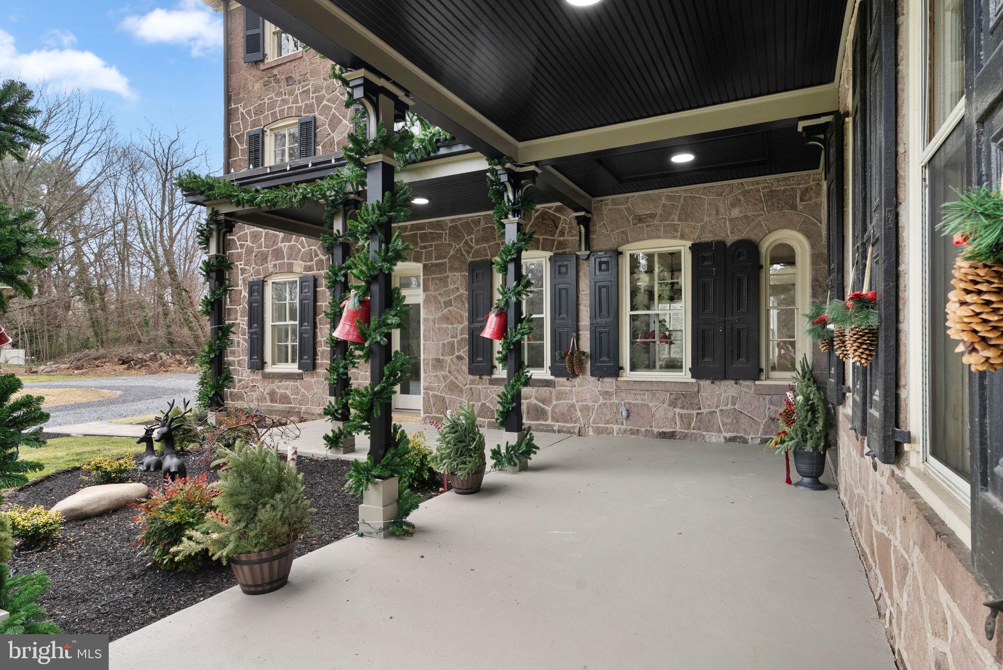 231 Woodlane Road Edgewater Park, NJ 08010 - Photo 8 of 95