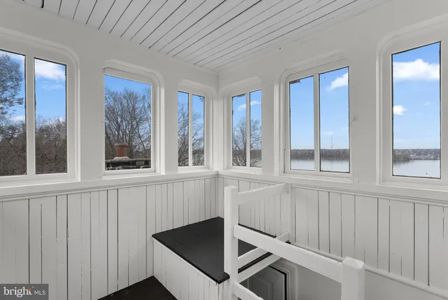 $3,000,000 | 231 Woodlane Road, Edgewater Park, NJ 08010