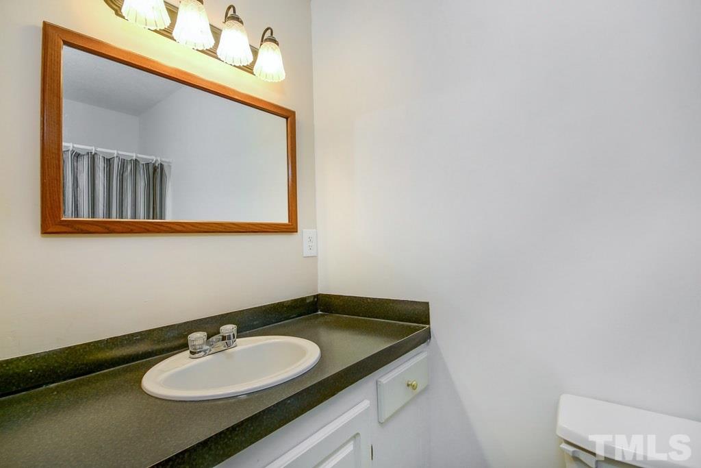 464 Grace Road Benson, NC 27504 - Photo 13 of 14