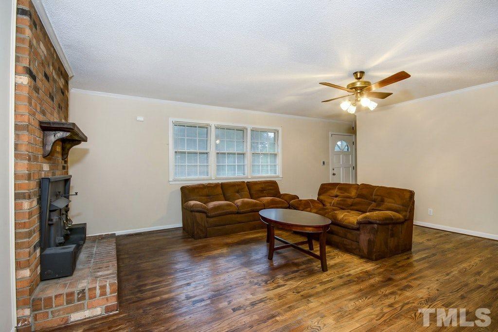 464 Grace Road Benson, NC 27504 - Photo 3 of 14