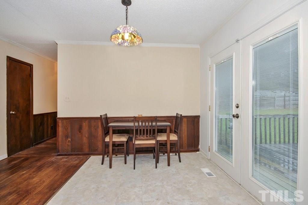 464 Grace Road Benson, NC 27504 - Photo 5 of 14