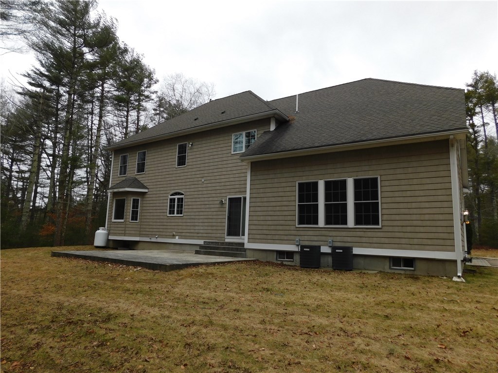 120 Arcadia Road Hopkinton, RI 02832 - Photo 4 of 36