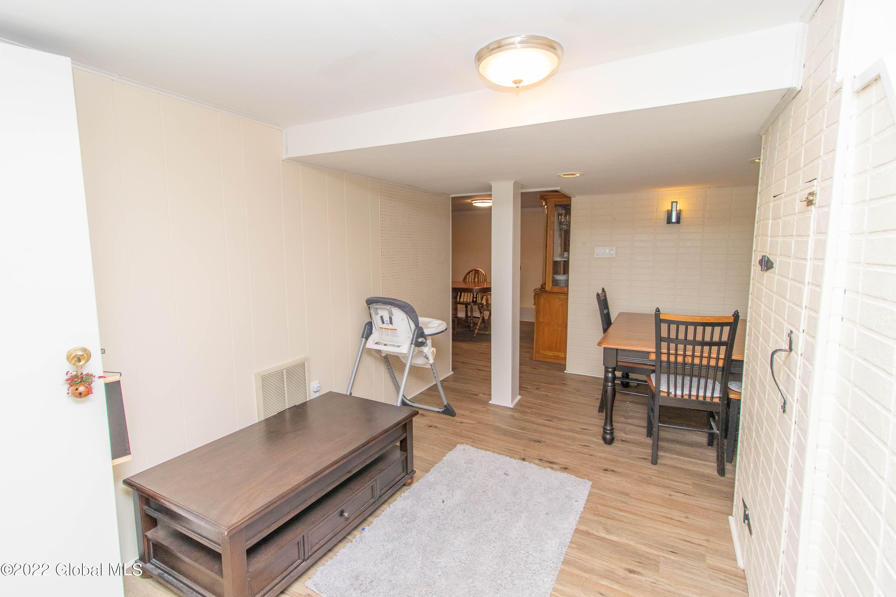 2049 Careleon Road Schenectady, NY 12303 - Photo 16 of 22 2049 Careleon-32