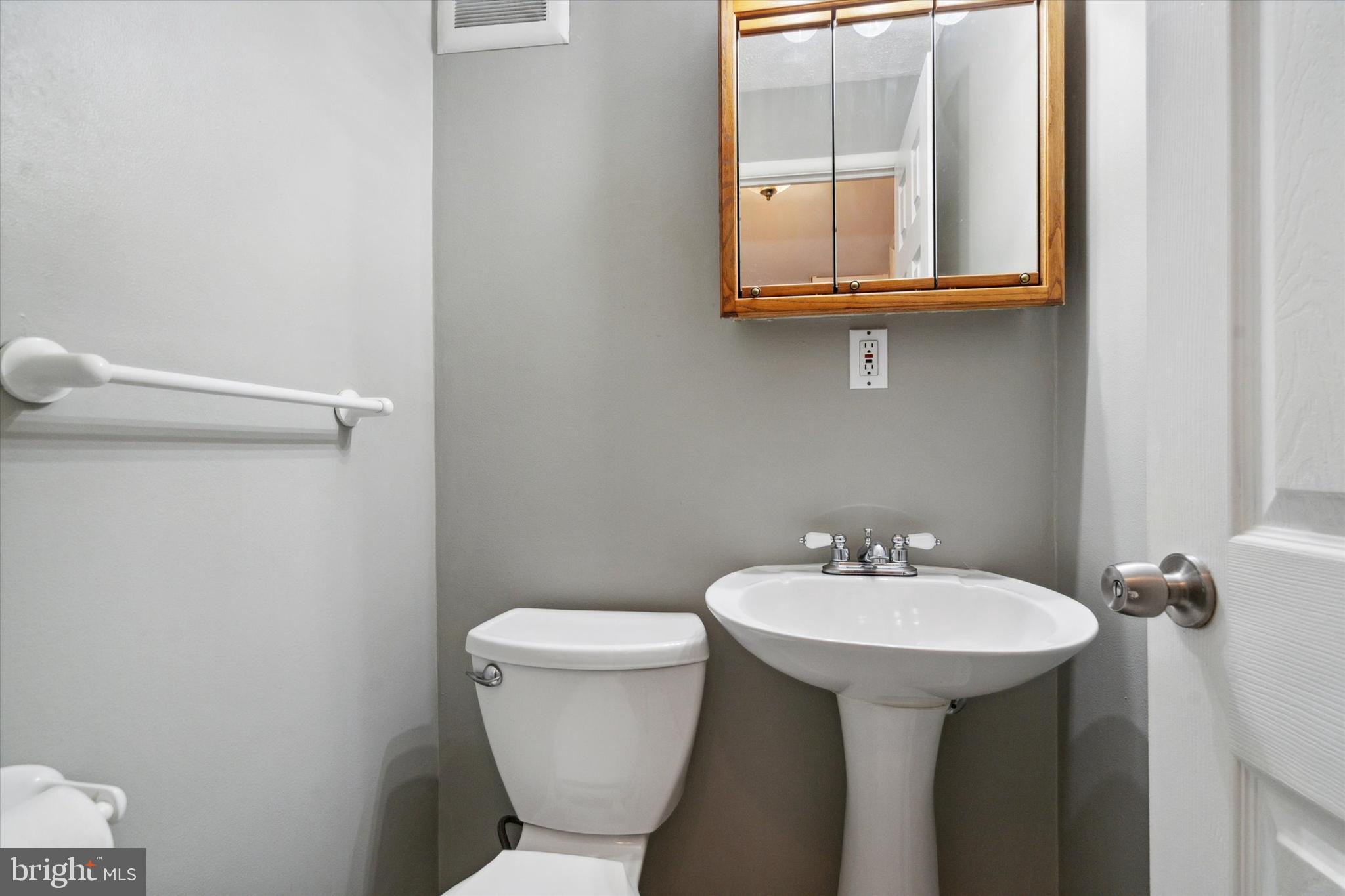 4417 Crossland Road Philadelphia, PA 19154 - Photo 20 of 34 Half bath on main level