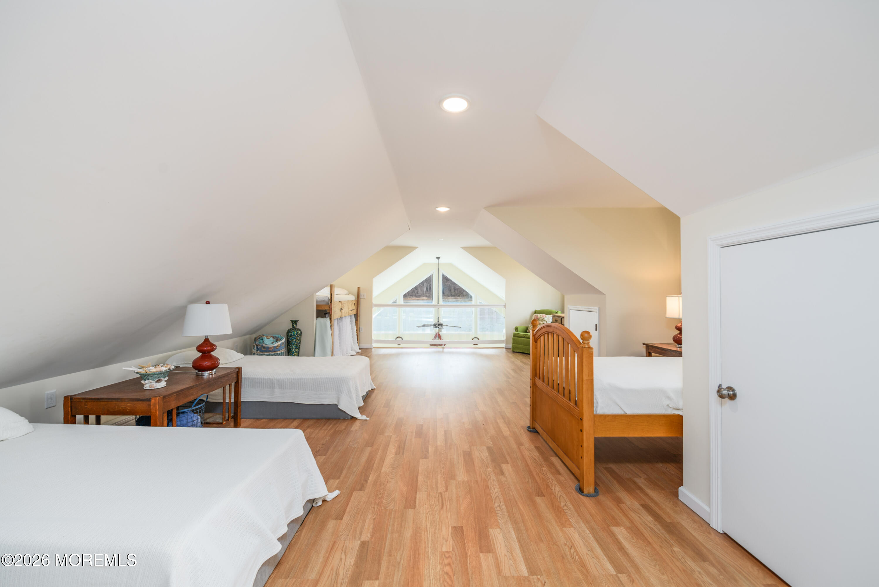 142 Black Point Road, Unit H9 Rumson, NJ 07760 - Photo 19 of 25 Loft