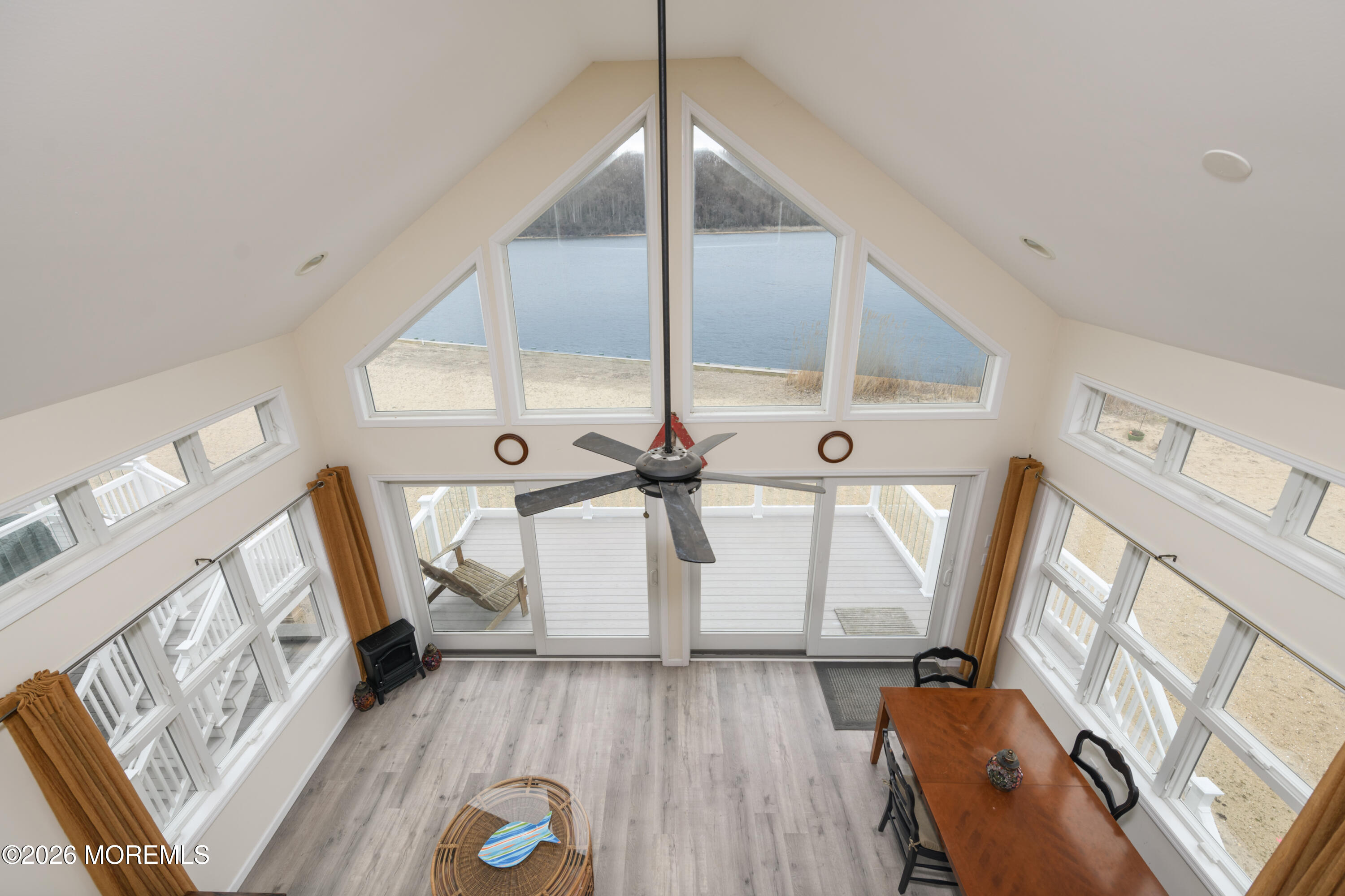 142 Black Point Road, Unit H9 Rumson, NJ 07760 - Photo 9 of 25 Loft View