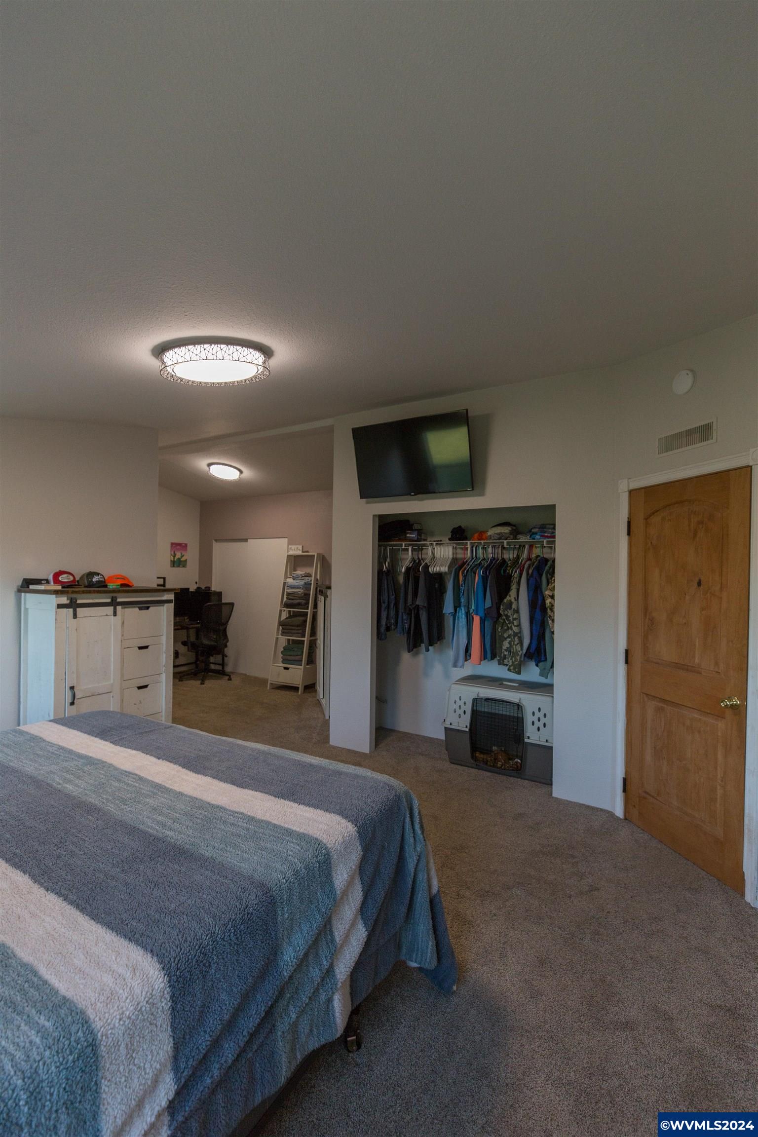 2835 Stoltz Hill Road Lebanon, OR 97355 - Photo 23 of 42 Gallery Image 23