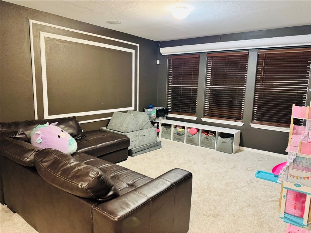 2106 Halcon Street Corpus Christi, TX 78414 - Photo 17 of 23 a living room with furniture