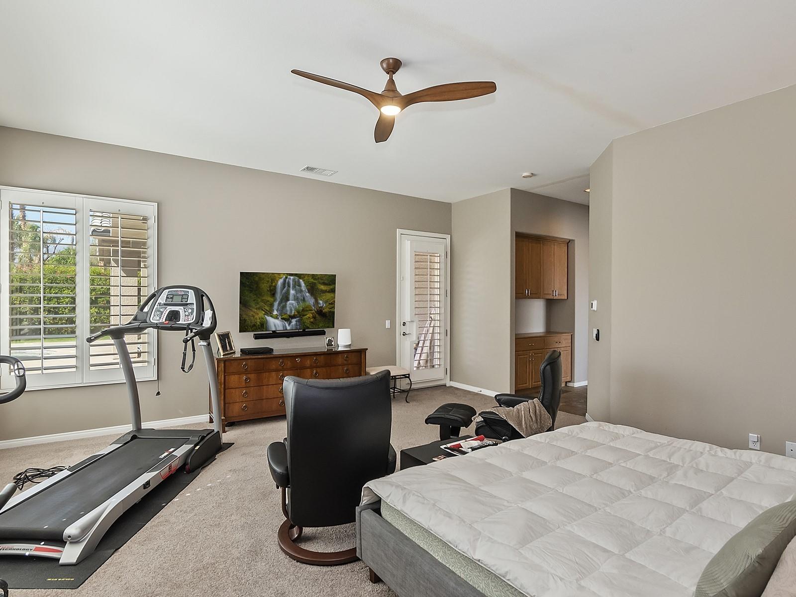 3 Sherwood Road Rancho Mirage, CA 92270 - Photo 25 of 43 025_Master Bedroom