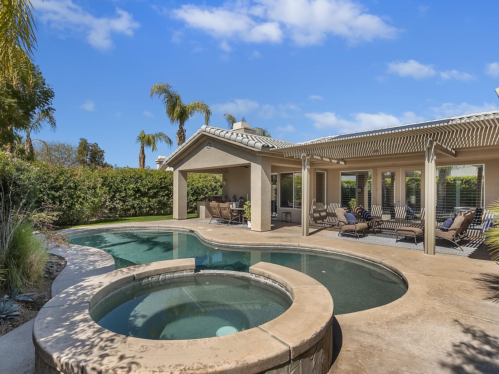 3 Sherwood Road Rancho Mirage, CA 92270 - Photo 41 of 43 042_Backyard