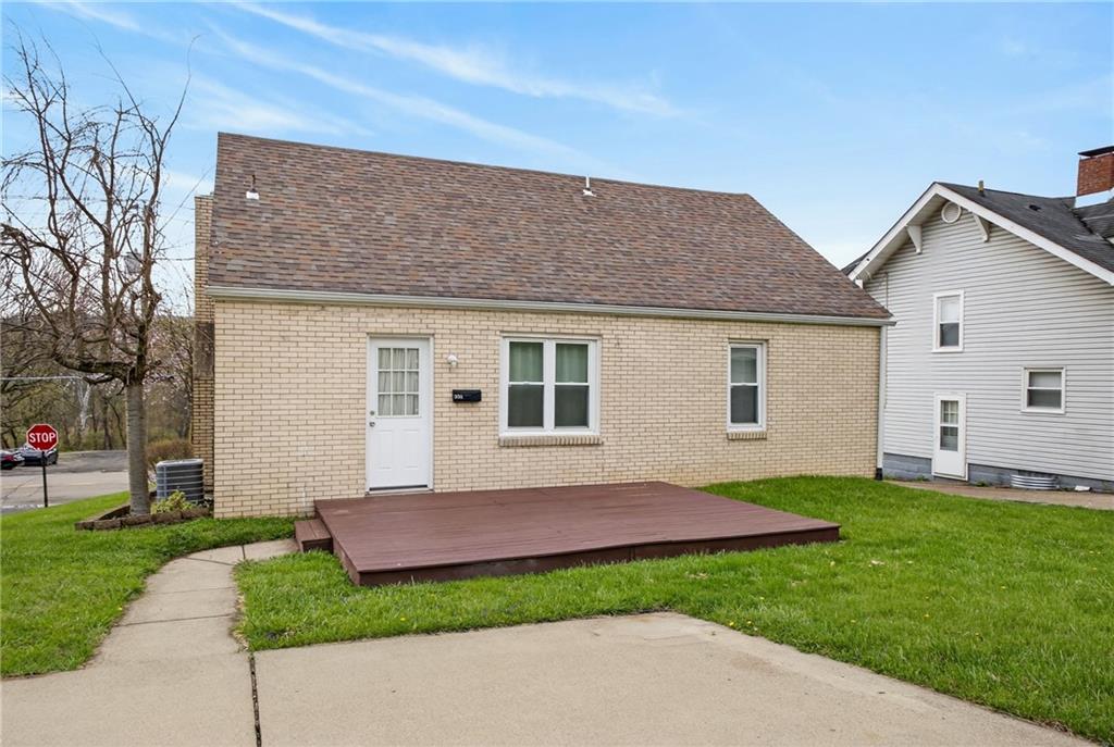 335 East Pike Street Houston, PA 15342 - Photo 36 of 48