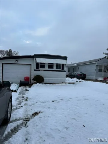 $29,900 | 1072 Creekside Drive, Evans, NY 14047