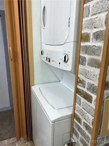 $29,900 | 1072 Creekside Drive, Evans, NY 14047