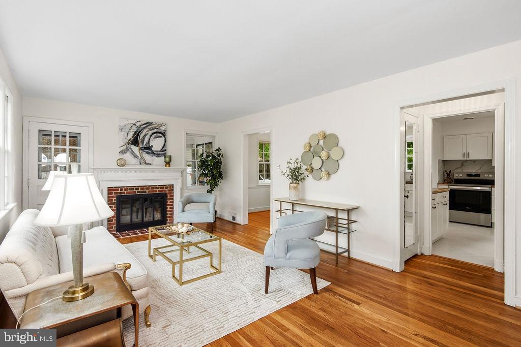 9110 Sudbury Road Silver Spring, MD 20901 - Photo 13 of 60 Gallery Image 13