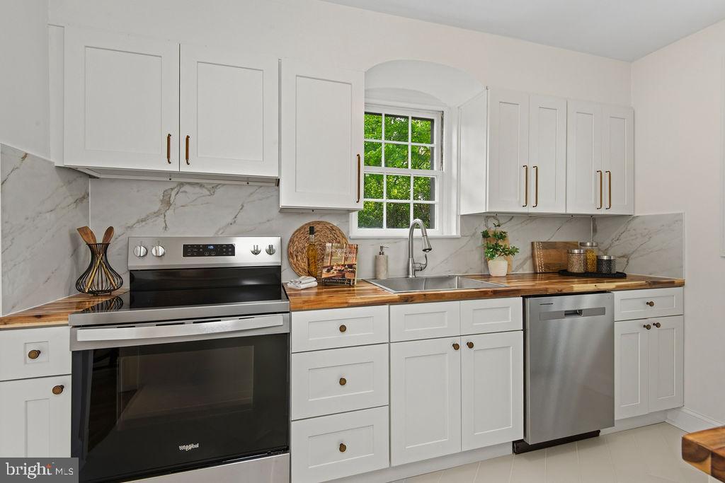 9110 Sudbury Road Silver Spring, MD 20901 - Photo 16 of 60 Gallery Image 16