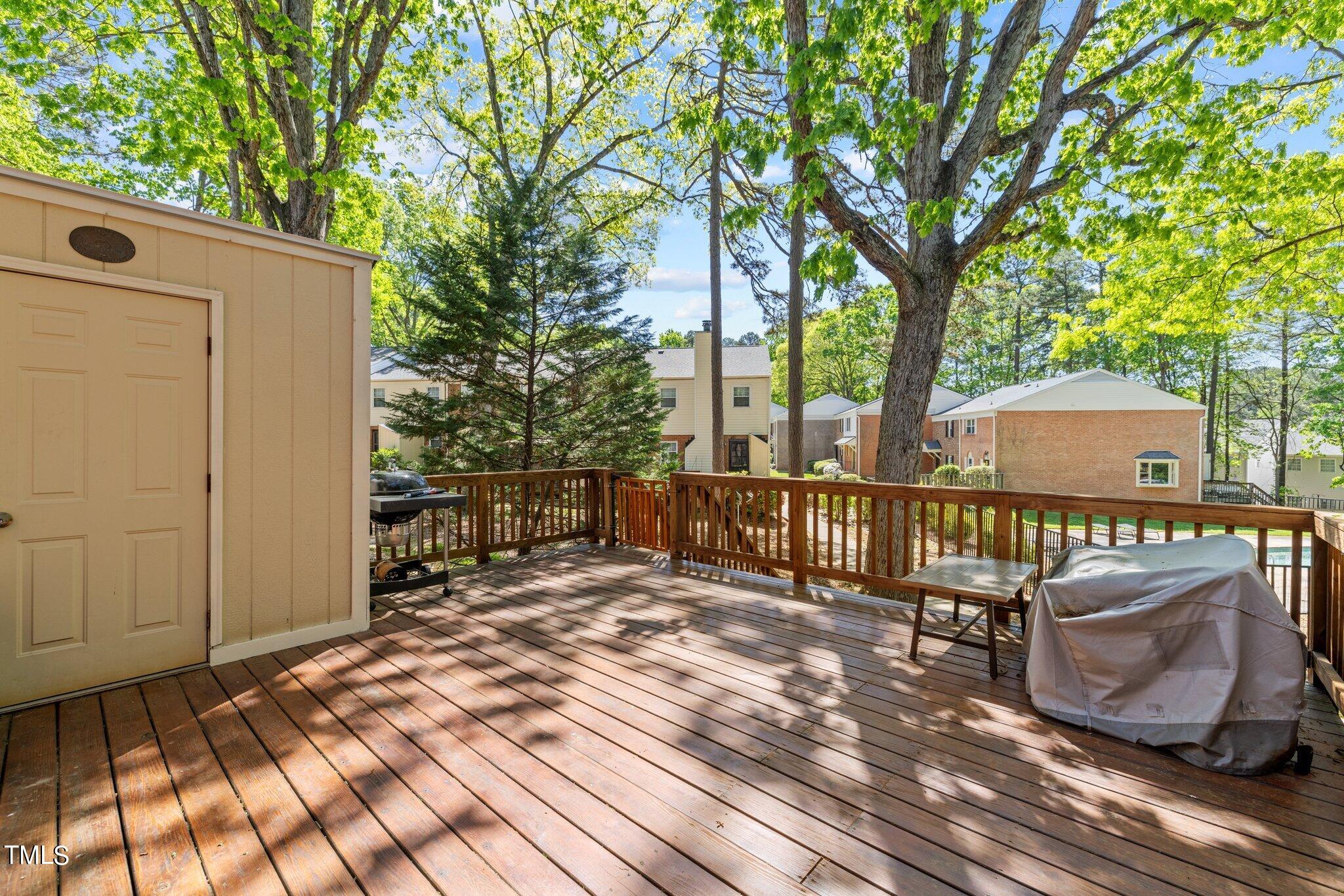6531 New Market Way Raleigh, NC 27615 - Photo 16 of 27 deck