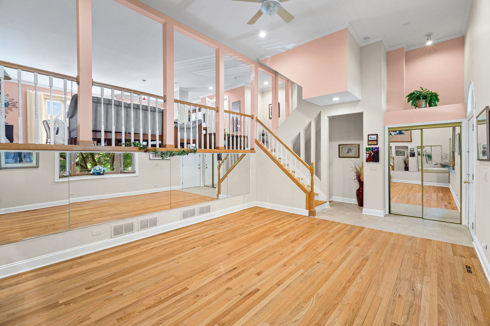 1339 East Central Road Arlington Heights, IL 60005 - Photo 3 of 25