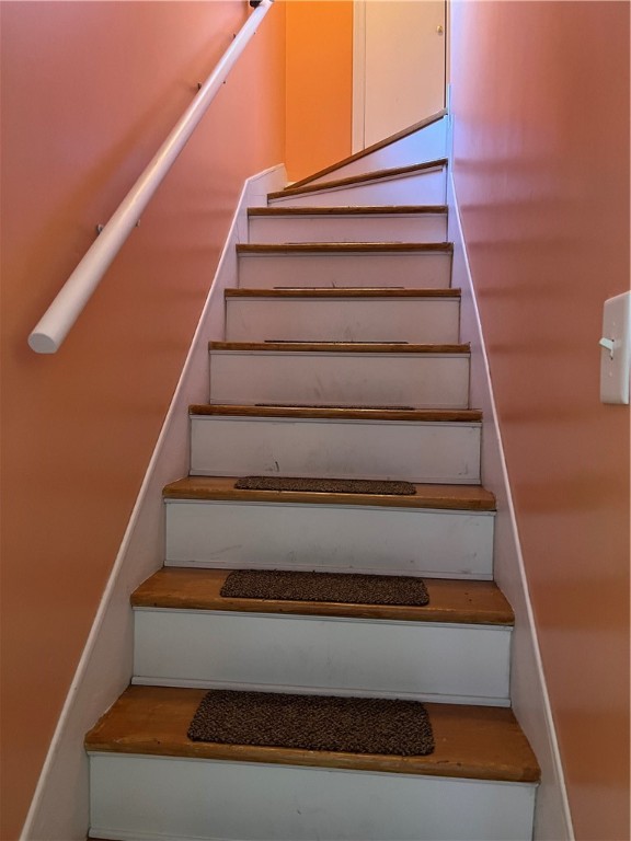 173 Pleasant Street Woonsocket, RI 02895 - Photo 12 of 17 Gallery Image 12