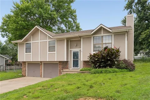 $256,900 | 19208 East 12 Court North, Independence, MO 64056