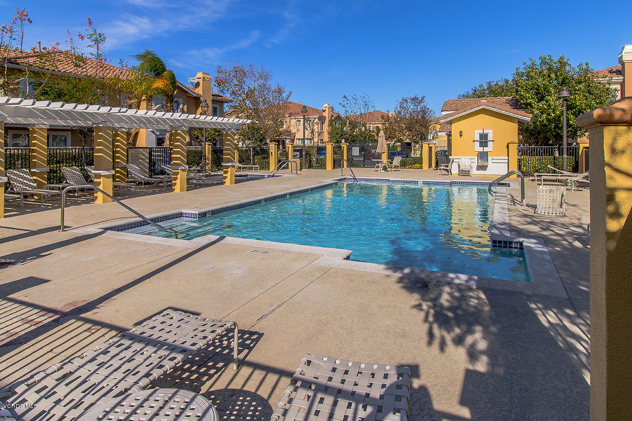 4168 Orontes Way, Unit C Simi Valley, CA 93063 - Photo 50 of 50 44Community