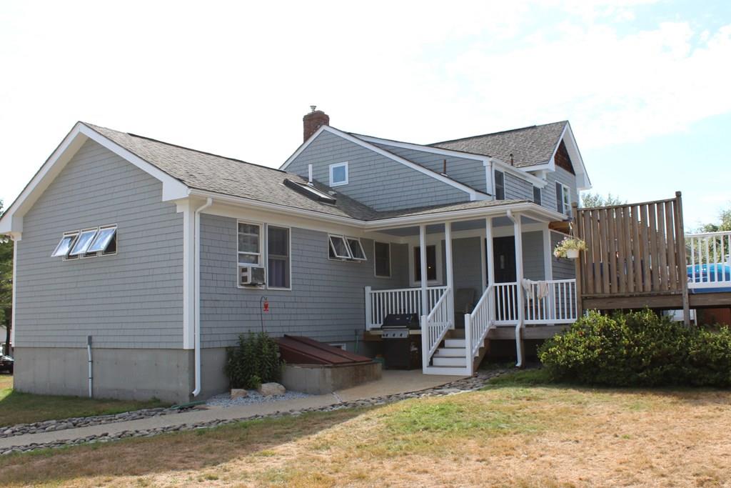 52 Davis Road Westport, MA 02790 - Photo 3 of 42 Gallery Image 3