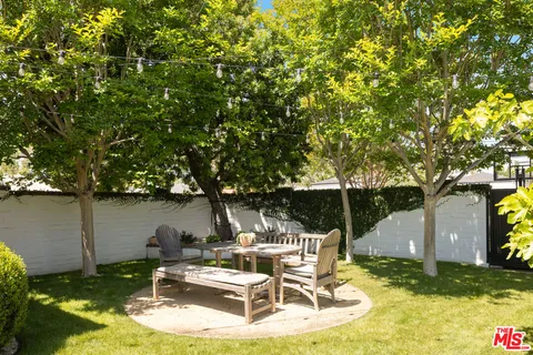 $2,650,000 | 4200 Mentone Avenue, Culver City, CA 90232