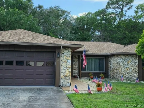 $263,500 | 4 Laurelcherry Court, Homosassa, FL 34446