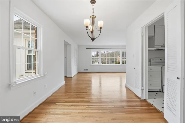 $3,900 | 47 Fort Williams Parkway, Alexandria, VA 22304