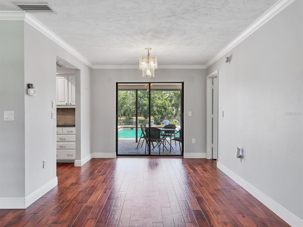3927 Desoto Road Sarasota, FL 34243 - Photo 25 of 67