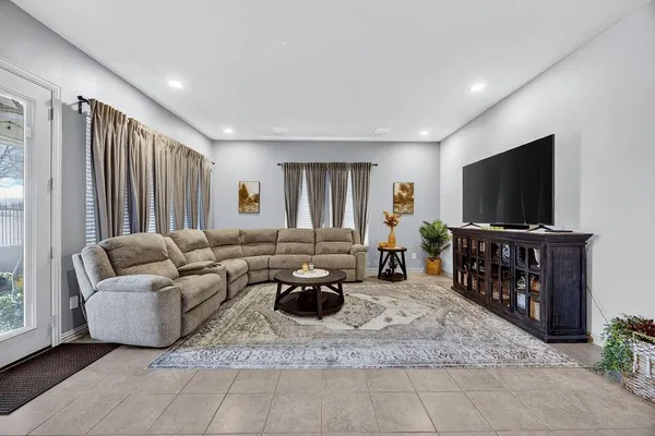 $555,000 | 2801 Vista Azul Place, Unit 2801, Mansfield, TX 76063