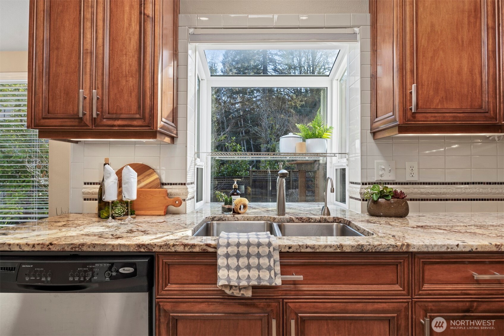 23 Cold Spring Lane Bellingham, WA 98229 - Photo 8 of 39 Gallery Image 8