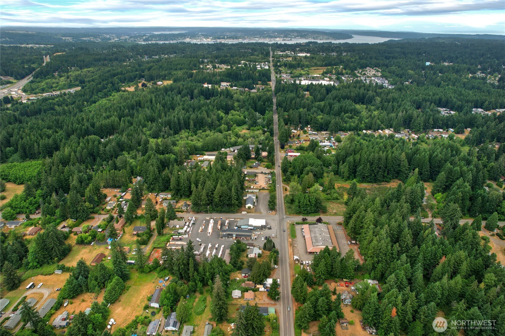 6166 Bethel Road Southeast Port Orchard, WA 98367 - Photo 28 of 29 Gallery Image 28