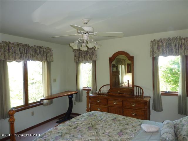 6379 B Five Springs Road Stroudsburg, PA 18360 - Photo 14 of 39 Master Bedroom