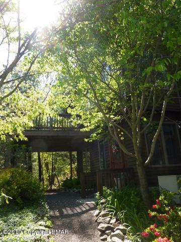 6379 B Five Springs Road Stroudsburg, PA 18360 - Photo 22 of 39 Nice Walkways